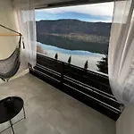 See-apartment Aura Am Fusse Der Gerlitzen Alpe Und Ufer Des Ossiacher Sees - Mit Privatem Seezugang & Hallenbad *