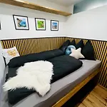See-apartment Aura Am Fusse Der Gerlitzen Alpe Und Ufer Des Ossiacher Sees - Mit Privatem Seezugang & Hallenbad アパート *