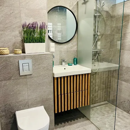 Apartmán See-apartment Aura Am Fusse Der Gerlitzen Alpe Und Ufer Des Ossiacher Sees - Mit Privatem Seezugang & Hallenbad *