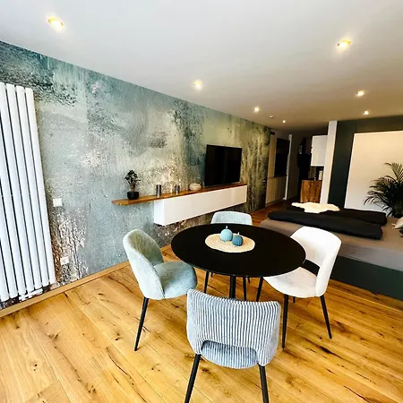 See-apartment Aura Am Fusse Der Gerlitzen Alpe Und Ufer Des Ossiacher Sees - Mit Privatem Seezugang & Hallenbad Apartmán Steindorf am Ossiacher See