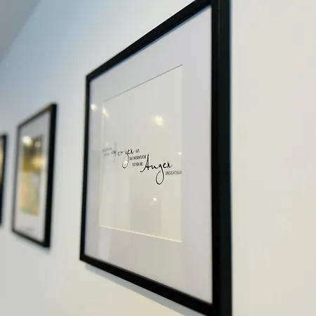 See-apartment Aura Am Fusse Der Gerlitzen Alpe Und Ufer Des Ossiacher Sees - Mit Privatem Seezugang & Hallenbad Apartmán