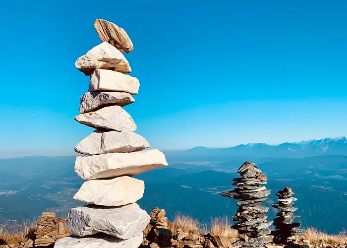 See-apartment Aura Am Fusse Der Gerlitzen Alpe Und Ufer Des Ossiacher Sees - Mit Privatem Seezugang & Hallenbad *