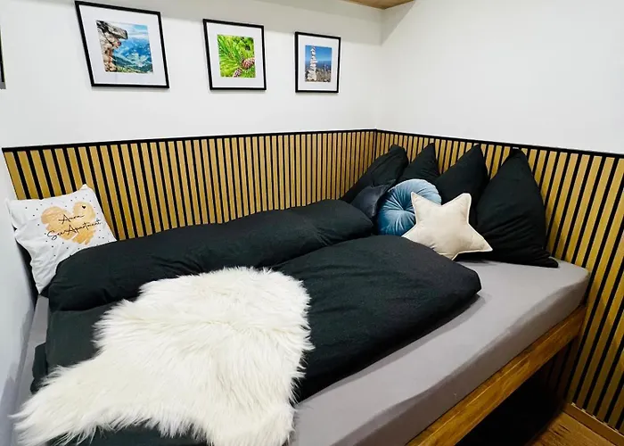 See-apartment Aura Am Fusse Der Gerlitzen Alpe Und Ufer Des Ossiacher Sees - Mit Privatem Seezugang & Hallenbad Appartement *