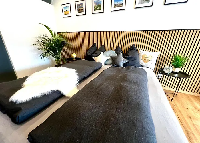 See-apartment Aura Am Fusse Der Gerlitzen Alpe Und Ufer Des Ossiacher Sees - Mit Privatem Seezugang & Hallenbad