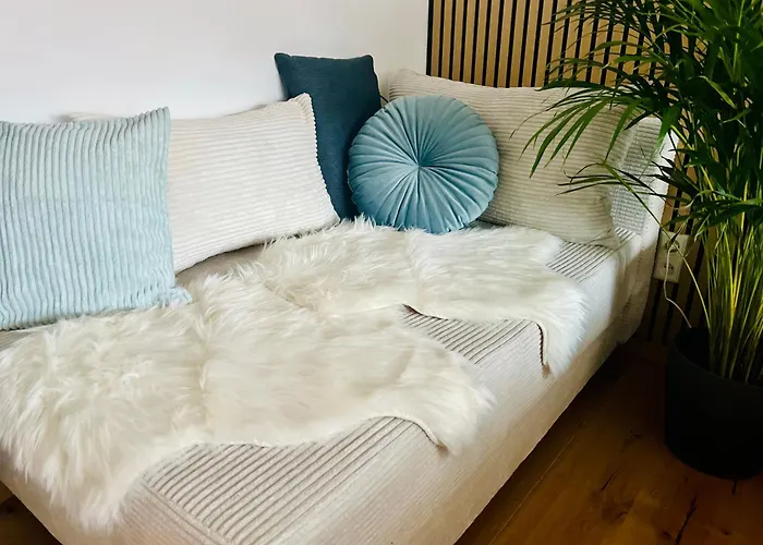 See-apartment Aura Am Fusse Der Gerlitzen Alpe Und Ufer Des Ossiacher Sees - Mit Privatem Seezugang & Hallenbad *